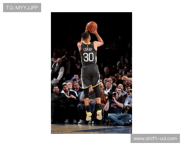 巴恩斯背身单打效率提升显著 打造勇士内线多点得分威胁