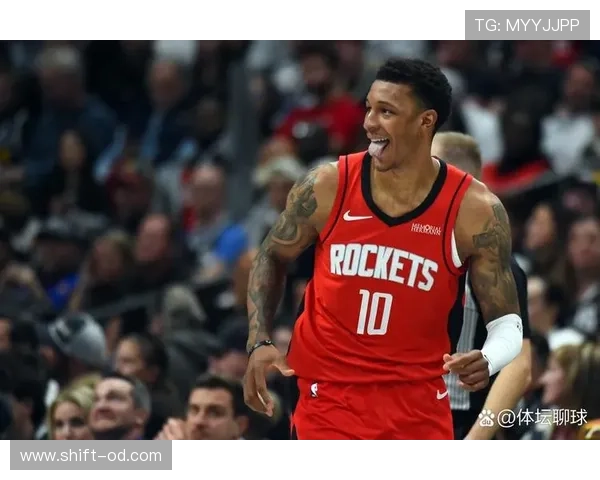 拉塞尔·威斯布鲁克的突破助攻提升球队关键时刻进攻效率