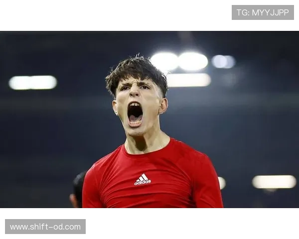 加纳乔高位压迫下边锋角色解析