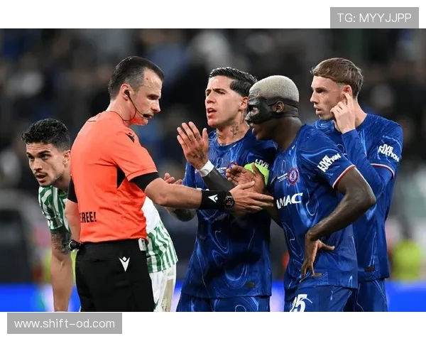 切尔西高投入难换稳定战绩，赛季表现波动对争冠形势形成制约