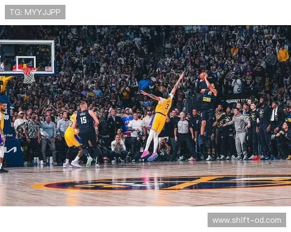 扎克·拉文突破制造投篮空间 提升球队关键时刻得分效率