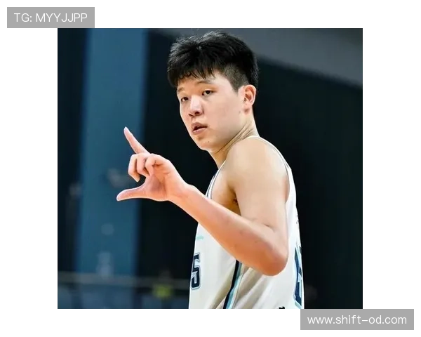 杨瀚森低位单打效率提升，较上季更能主导内线